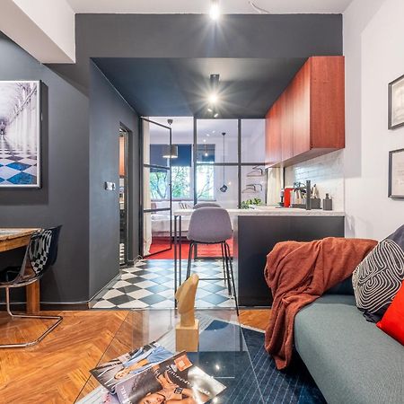 Central Art-Inspired Flat With Private Garage София Экстерьер фото